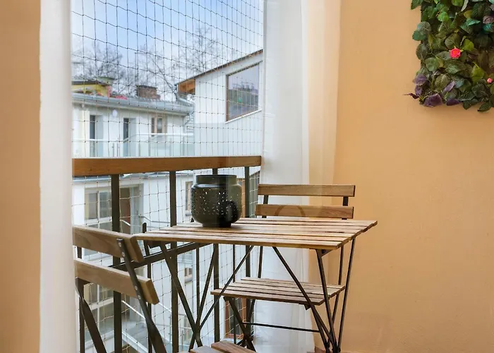 Silent blue apartment / Kochanowskigo St