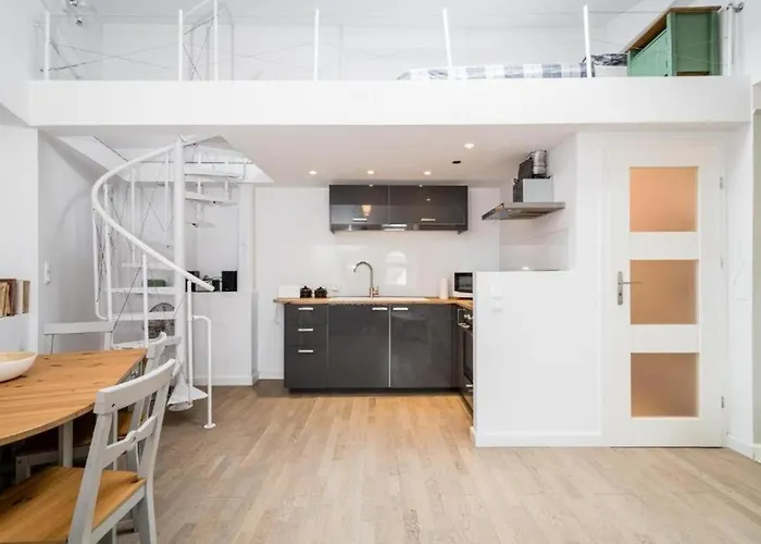 Urban Nest Apartments Bon 11